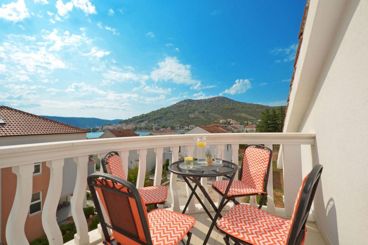 Villa Maros Марина Экстерьер фото